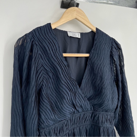 Boutique Navy Blue Wrapover Surplice Blouse - Picture 4 of 10
